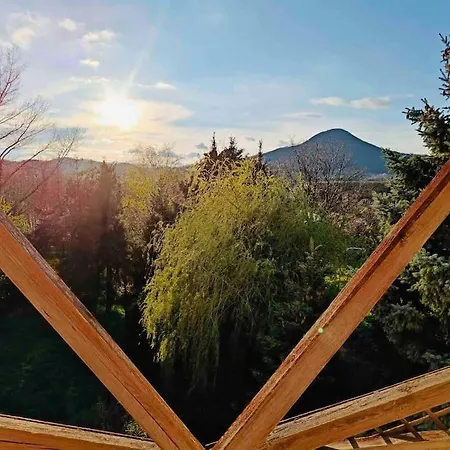 Apartament Vadrozsa Haz, Csendre Vagyoknak Badacsonytomaj